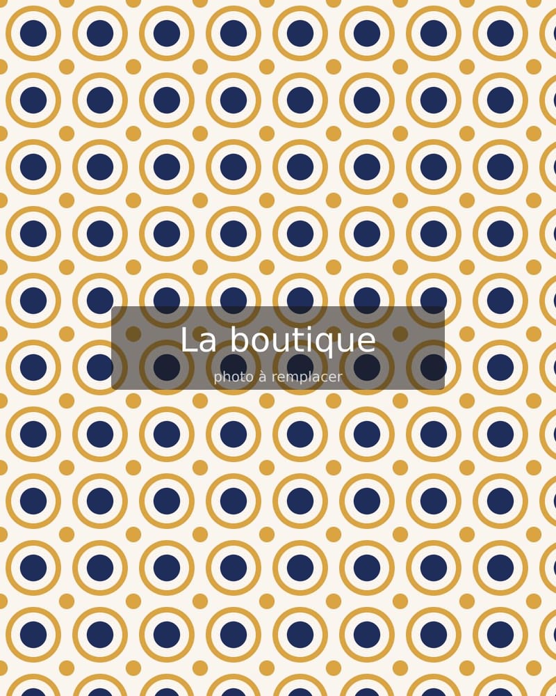 Les étagères de tissus wax de la boutique
